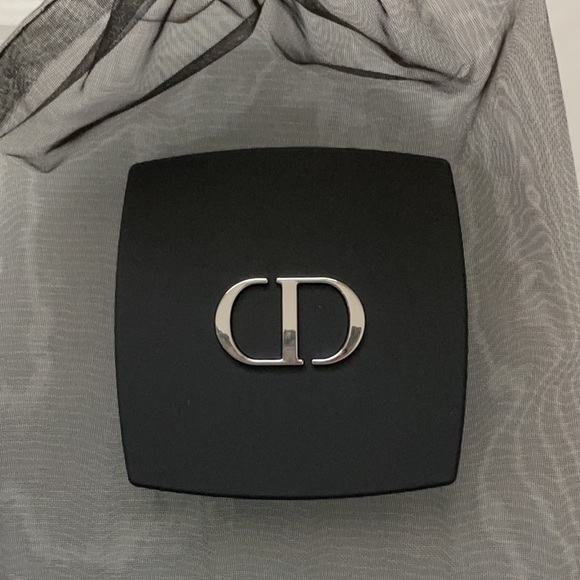 Dior Accessories - ⭐️NEW Dior Black Compact with Silver Logo